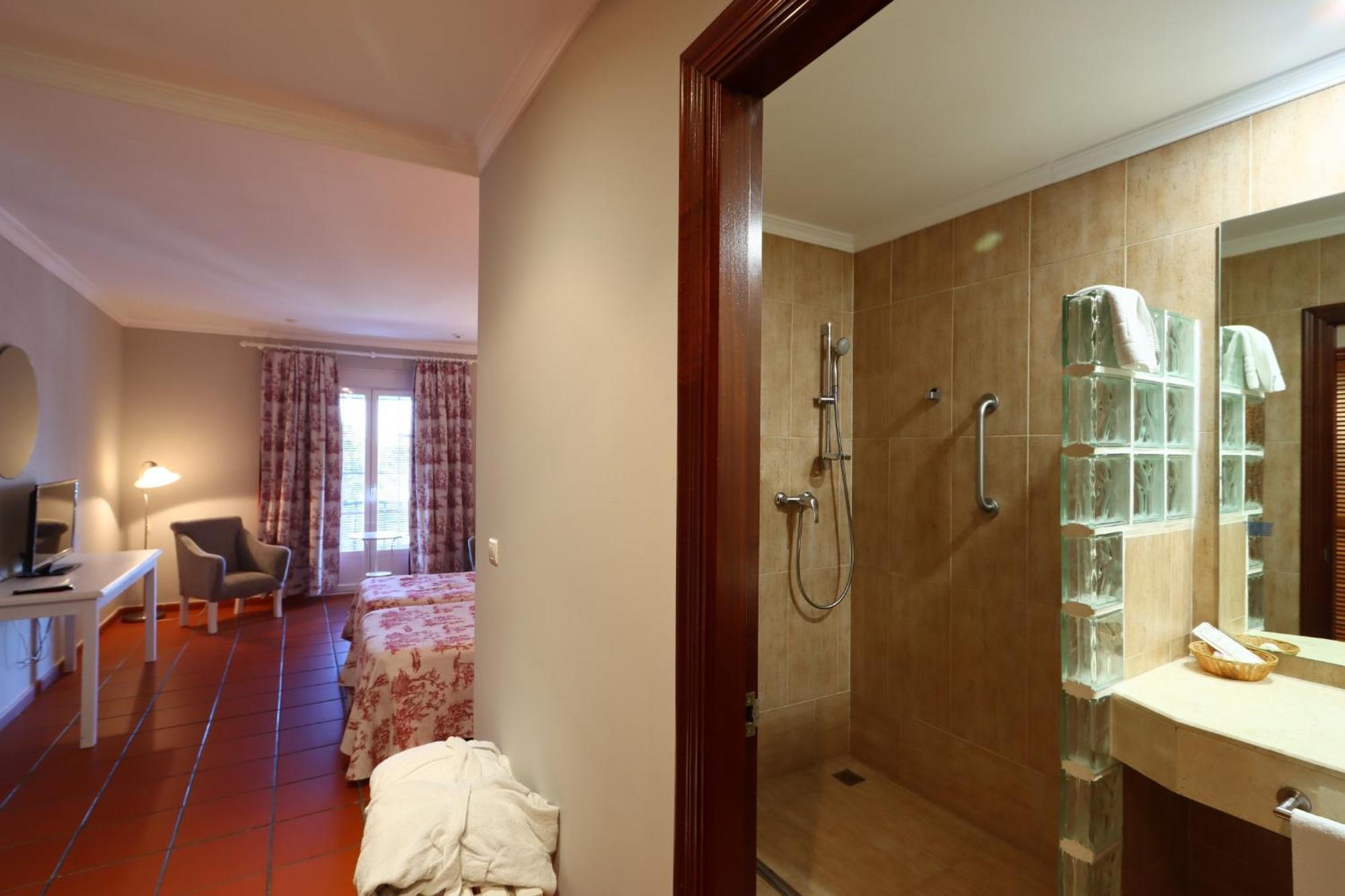 Hotel Varinia Serena - Balneario De 알란제 외부 사진