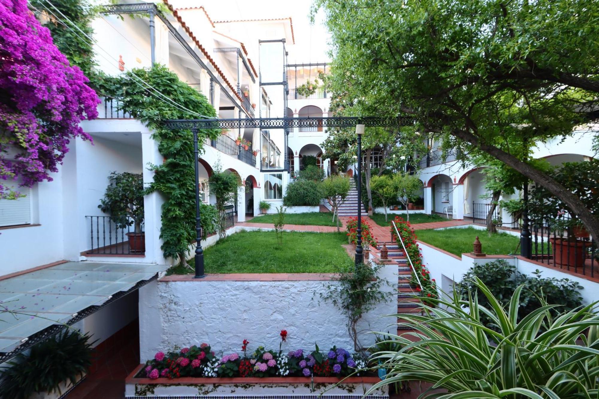 Hotel Varinia Serena - Balneario De 알란제 외부 사진